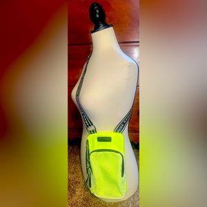 Rampage Crossbody Bag in Neon Green 💚💛💚